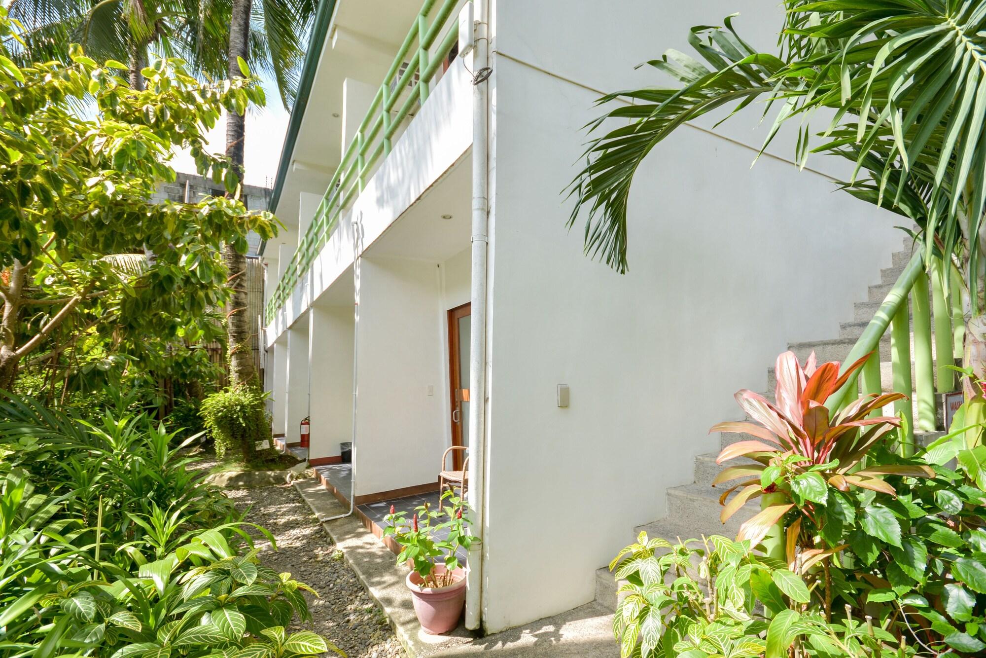 Reddoorz Plus @ Secret Garden Boracay Balabag  Luaran gambar