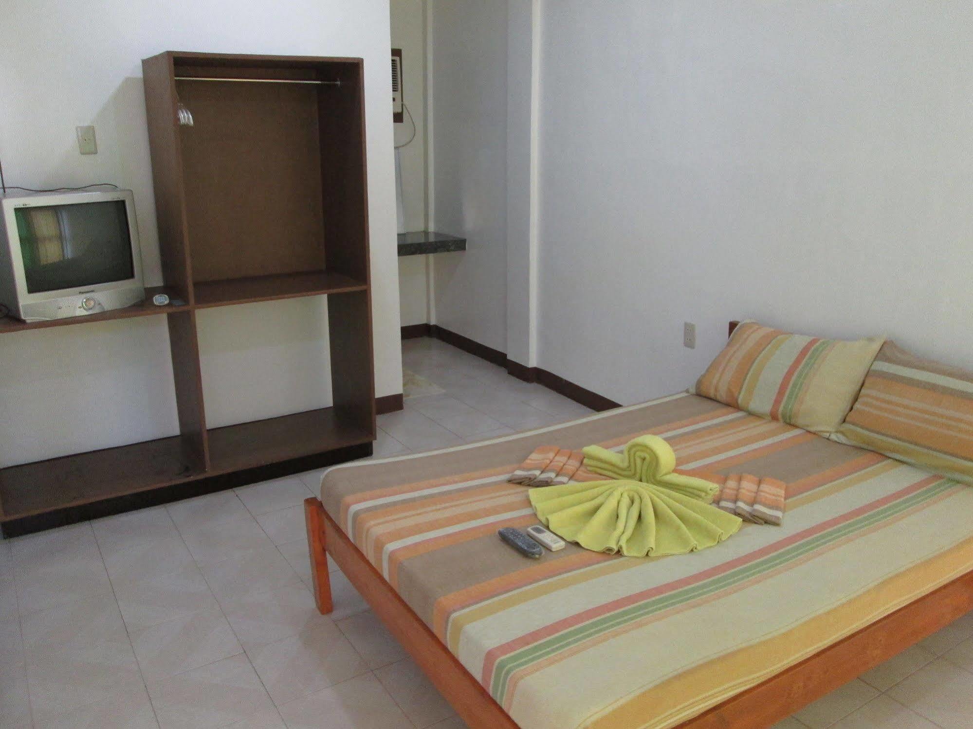 Reddoorz Plus @ Secret Garden Boracay Balabag  Luaran gambar